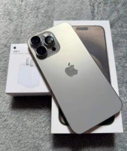 1000069600